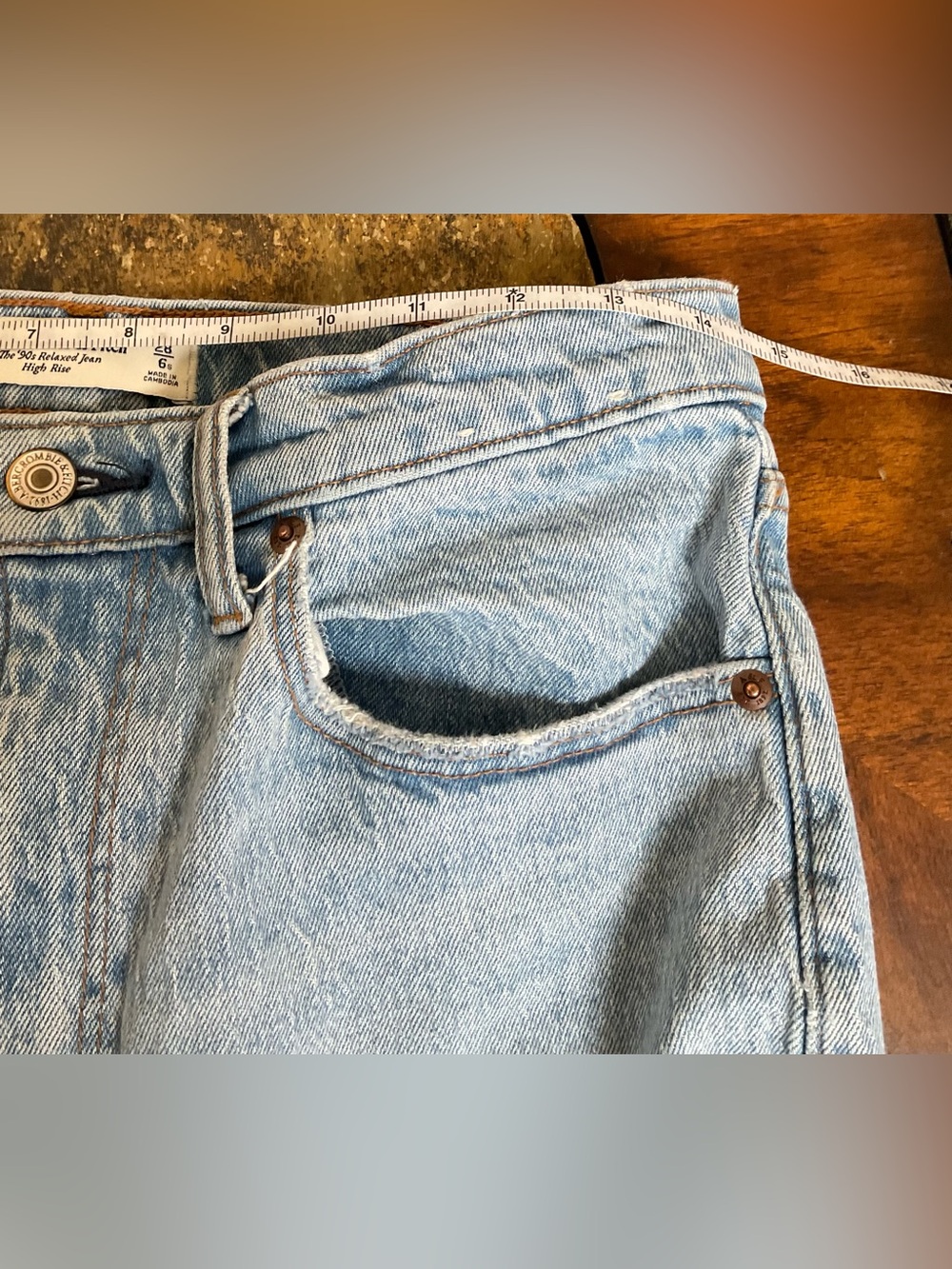 Abercrombie & Fitch Cuffed Jeans - Picture 6 of 6